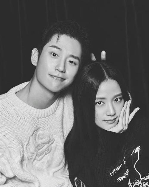 金智秀x丁海寅harpersbazaarkorea