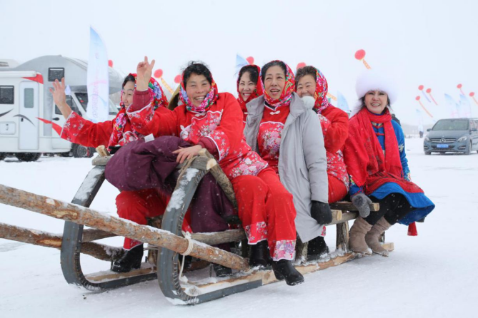 八岔冬捕雪橇体验