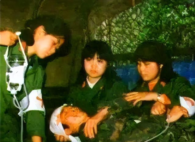 86年老山战场照死吻亲吻临终士兵的女护士张茹后来如何了