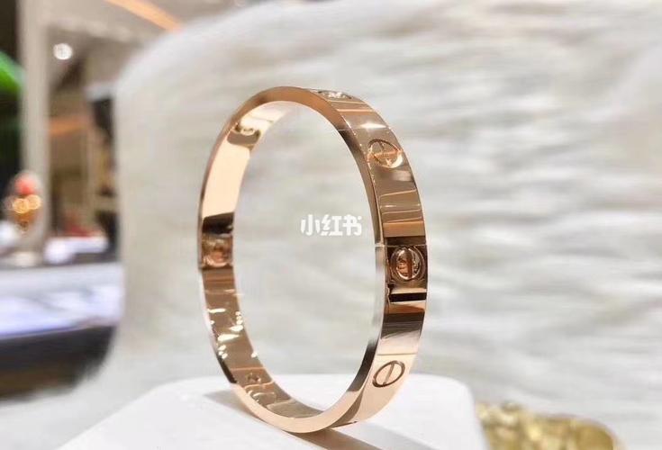 卡地亚手镯_手镯_卡地亚怎么样_love手镯_秋天去哪玩