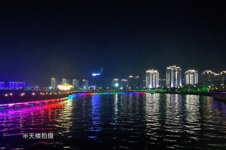漂亮的汕尾市区星河湾夜景