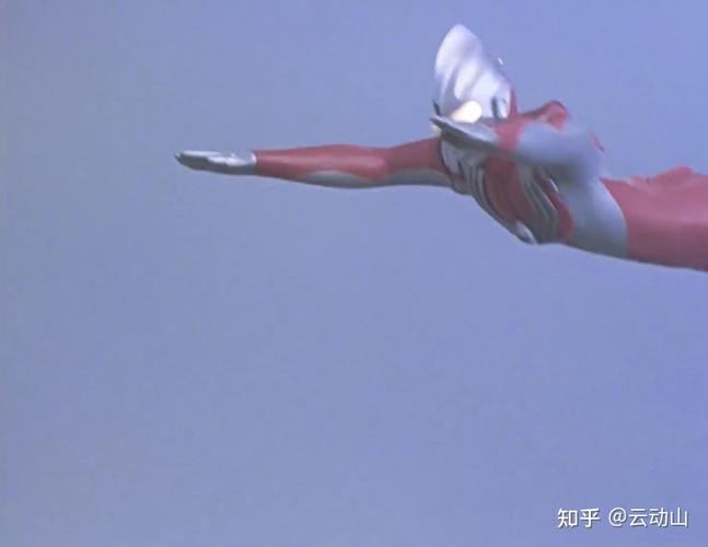 迪迦奥特曼的强力形态会飞吗