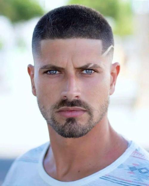 盘点5款2021男生夏天短发,莫西干头,飞机头造型让你够