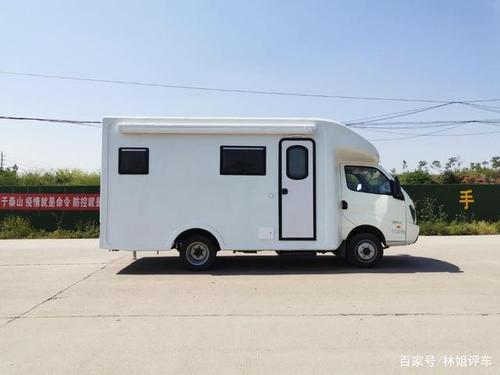 新产品 新机遇 移动的美容美发美甲房车