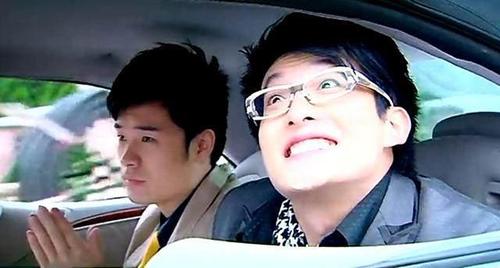 《爱情公寓》速看第九集:小贤高架遇堵车,马路约会闹笑话