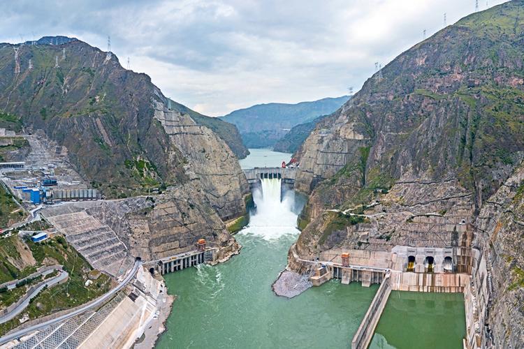 云能投集团参股的乌东德水电站全部