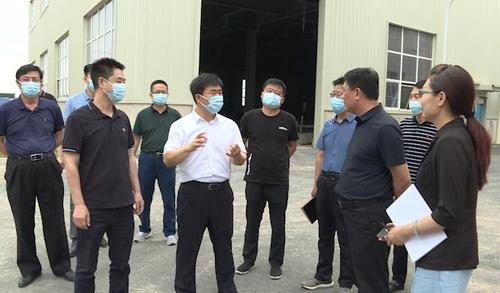 代县长刘玉辉到顺平县循环经济绿色产业园南园调研