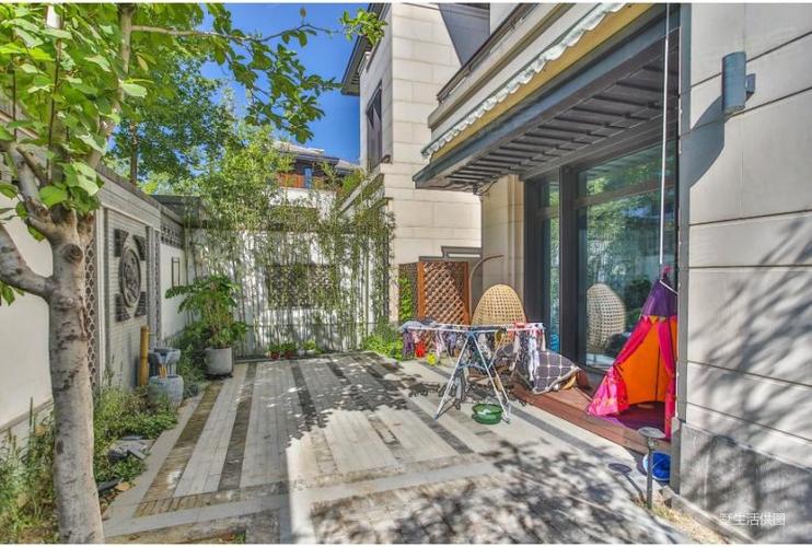 采光好南入户南院 6居带电梯 700万新装修,泰禾北京院子(别墅)二手房