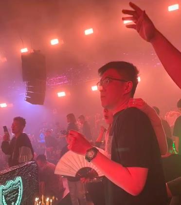 潘宁static男朋友长啥样(百万粉网红潘宁恋情曝光)