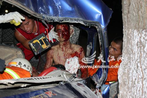 车祸后的一线生机(图)
