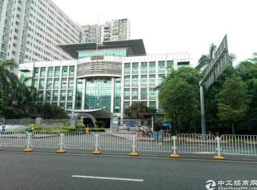 龙华富士康附近高新园区2楼1500平方出租