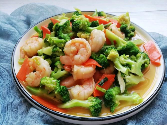 西兰花炒虾仁的做法