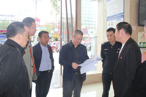 市政协副主席吴涛调研城管执法体制改革工作