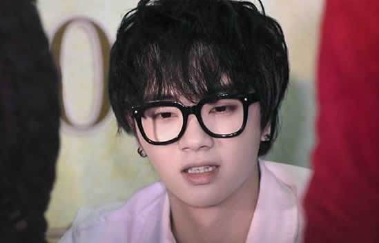 华晨宇真名叫什么华晨宇个人资料家世起底怎么样