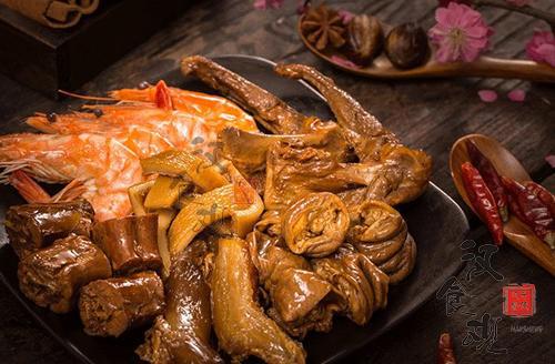 小阿饕鲜卤现捞询问报价「汉食观饮食技术基地」