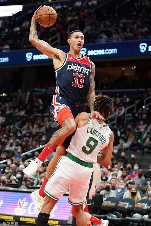 感谢湖人库兹马血拼48分钟上演骑扣哈雷尔连续3场2010