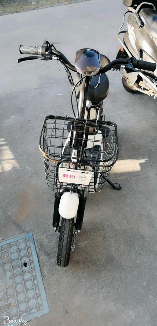 爱玛小公主电动车