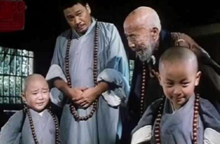 新乌龙院演员表新乌龙院两大主演罕见同框