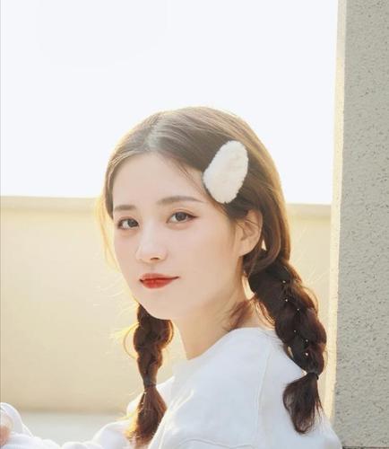 圆脸女生很适合"日系妆",甜美可爱显脸小,新手易学