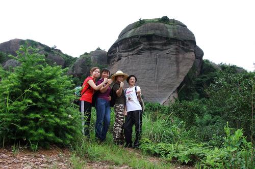 赣县韩坊万象山快活林,简单点