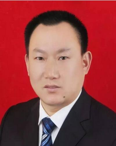 遂宁:胡铭超当选大英县人民政府县长