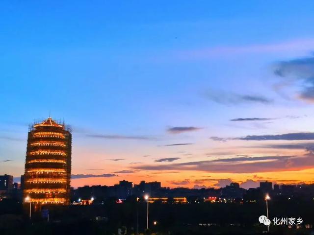 化州"文光塔" 首次被点亮!一张化州景点的新名片!