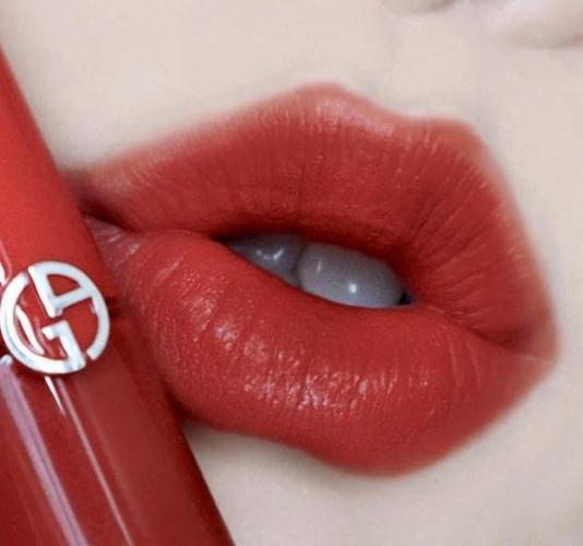 6,阿玛尼红管405