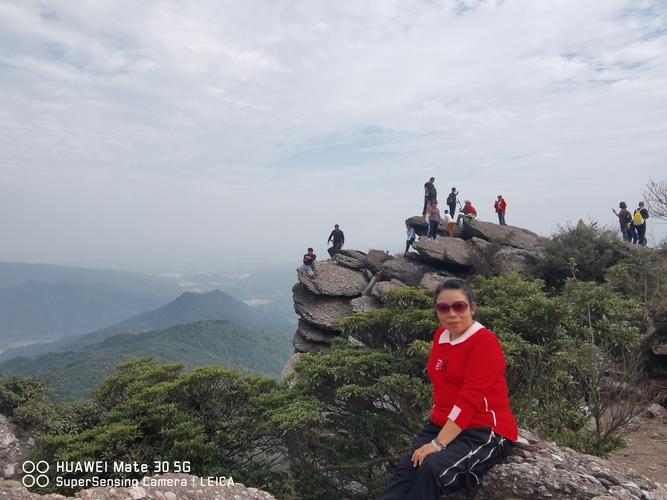 信丰县最美的风景,登木公寨赏奇峰怪石一日游