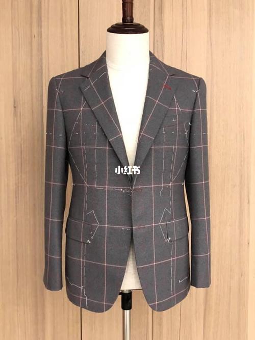 西装工艺细节_西装_时尚_穿搭