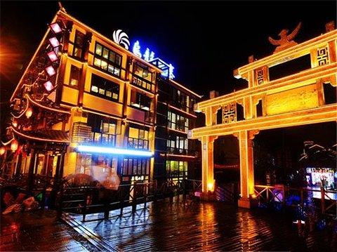 这家最大的特色就是环境好,店面大,而且装修很有