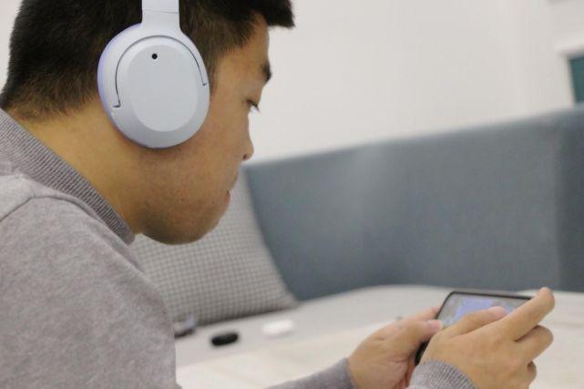 头戴式耳机如何科学选购大热门漫步者w820nb深度解析