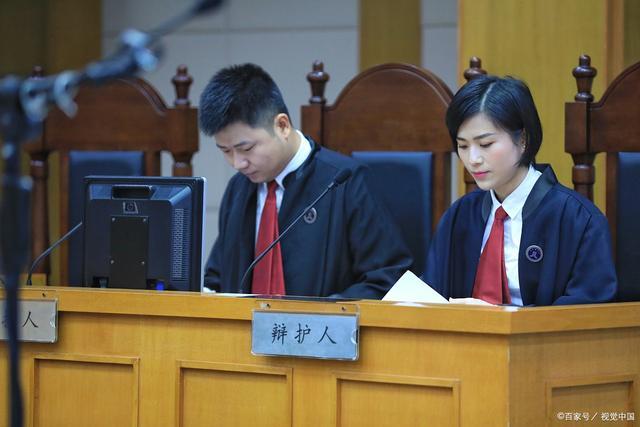 如何判断一个律师是否专业