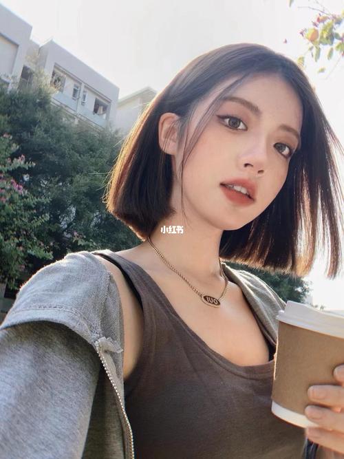 齐肩.短发_短发_发型_发色_发型分享_时尚_发型