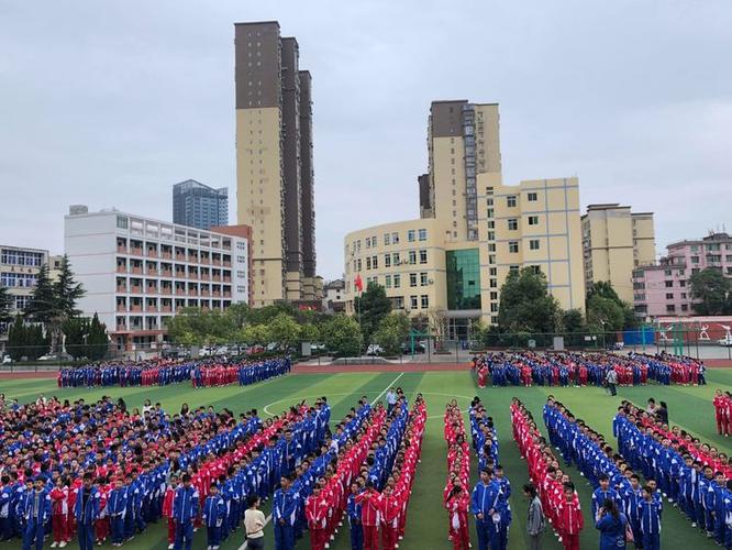 9月28日至30日,九江六中第45届秋季田径运动会如约举行.