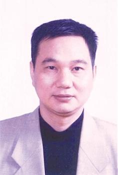 许益伟