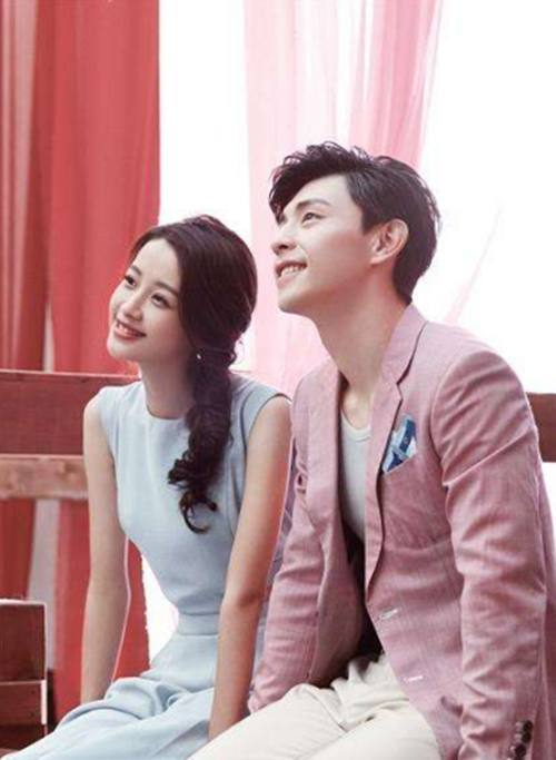 揭秘邓伦五段恋情最爱的还是她?