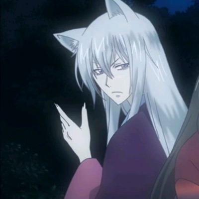 情侣头像〕愿你阳光下像个孩子风雨里像个大人