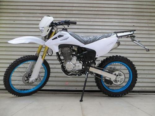 此款采用宗申250 电脚双启动越野专用发动机 前后碟刹 颜色可以选配