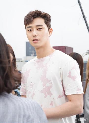 《三流之路》剧照 朴叙俊