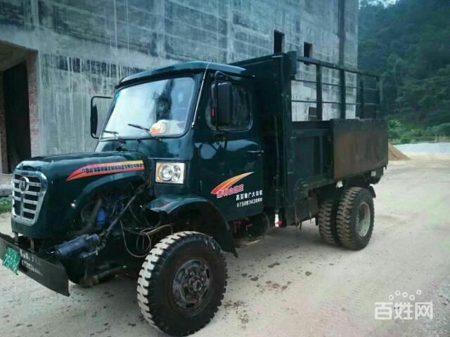 四驱惠利拖拉机