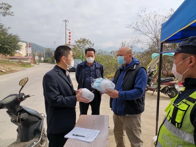 挂职云霄县副县长【陈义】疫情好转后,他又深入企业调研指导做好复工