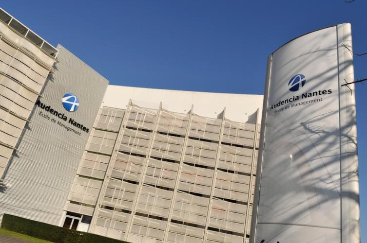 法国南特高等商业学院