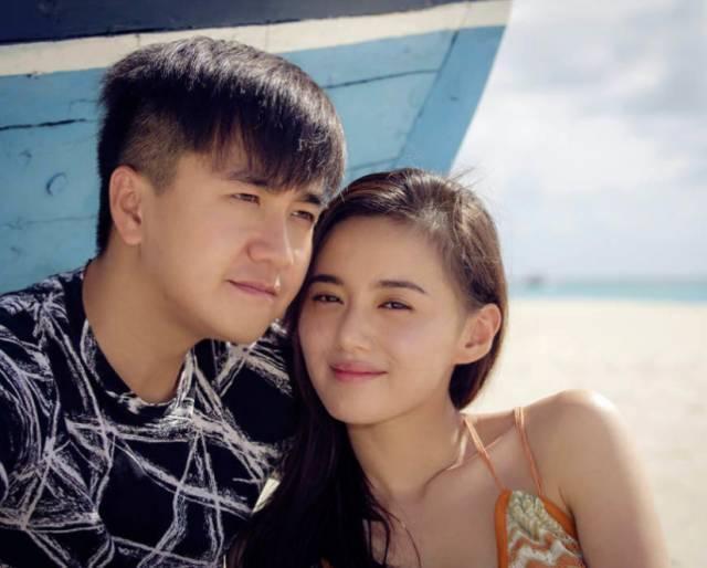 陈翔江铠在家"挤痘"微博下面的评论"惨不忍睹"