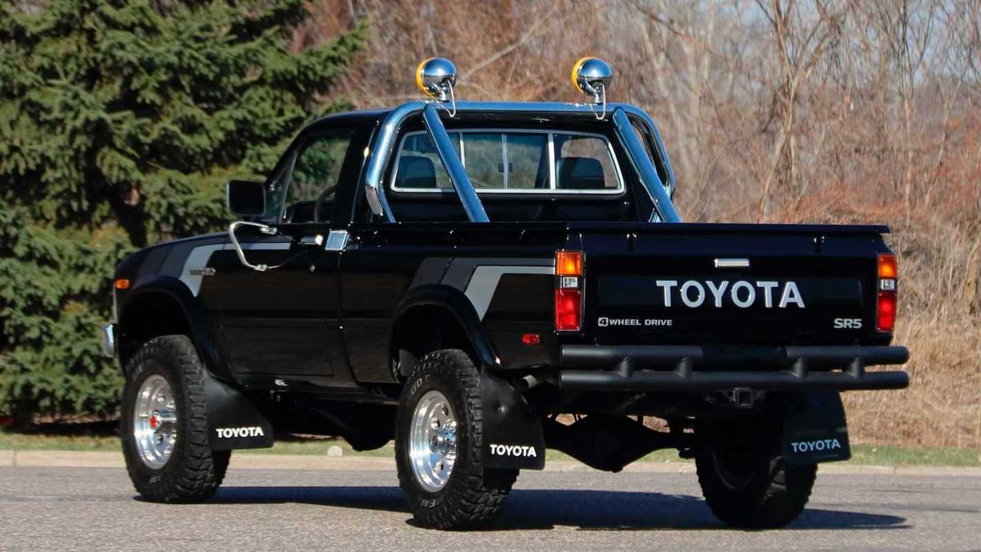 80年代丰田海拉克斯皮卡炒到多少钱,5万美金价格贵不贵?