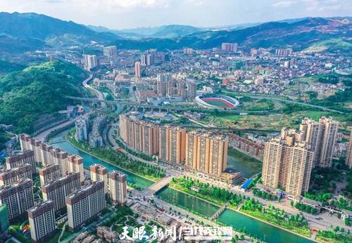 贵定县城一隅. 石银超 摄