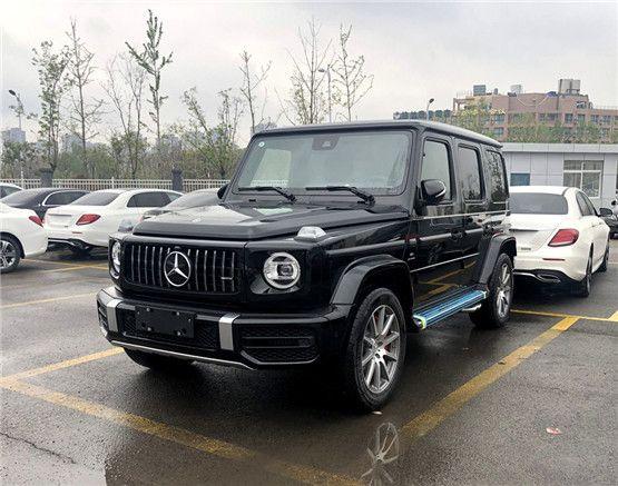 奔驰g63黑红最低报价新款g63配色太香