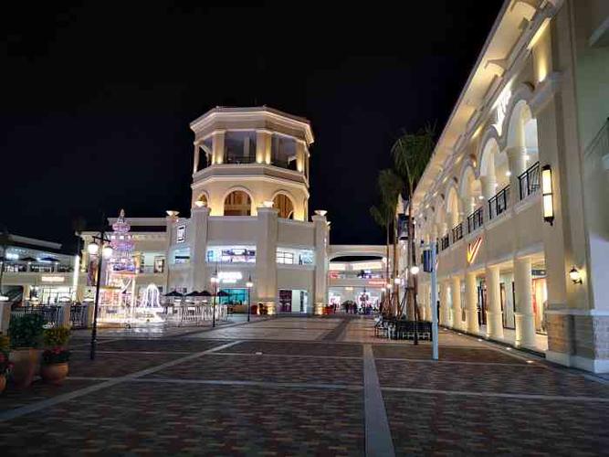 尚柏奥莱-"厦门第一家奥特莱斯,开在集美,老院子旁边.