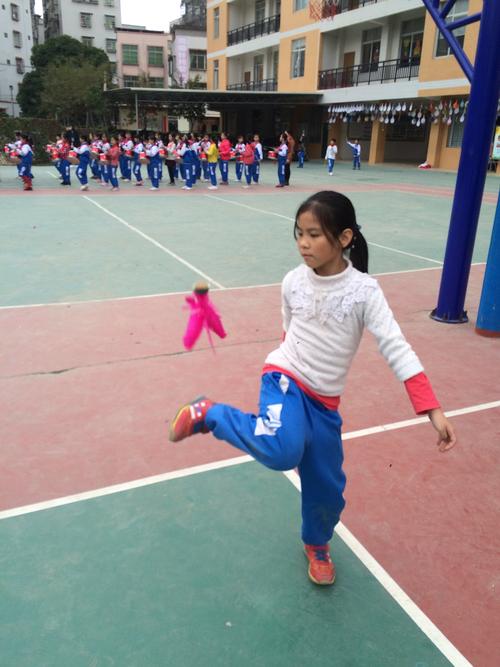 踢毽子社团总结.