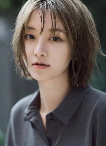 2020年减龄发型短发女