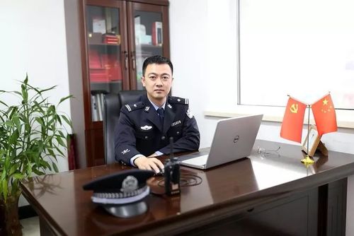 王雷,男,1983年出生,现任吉林市公安局特警支队突击大队大队长.